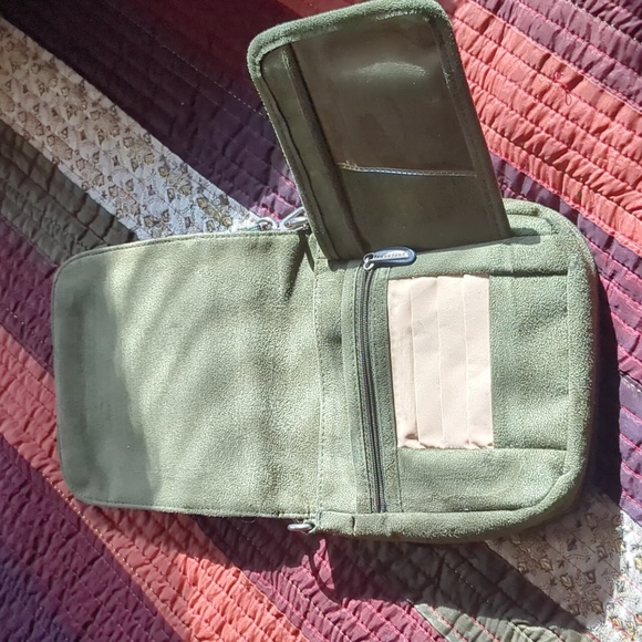 TRAVELON* faux suede sage green crossbody/belt bag w/adj. straps, pouches - Picture 6 of 16